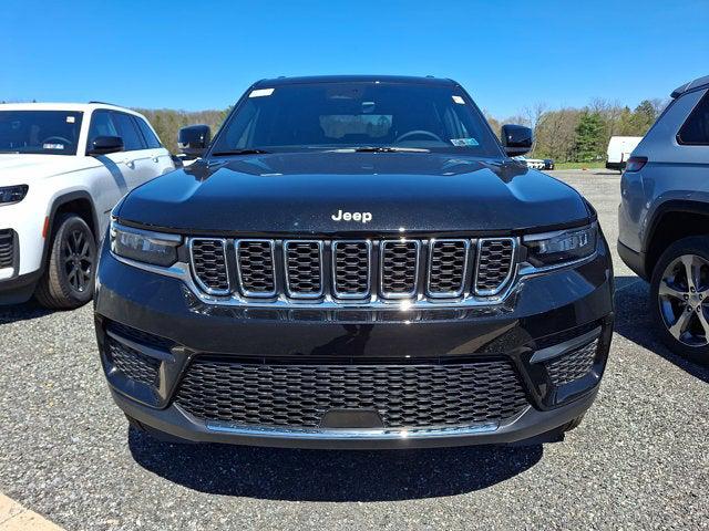2026 Jeep Grand Cherokee GRAND CHEROKEE LAREDO X 4X4