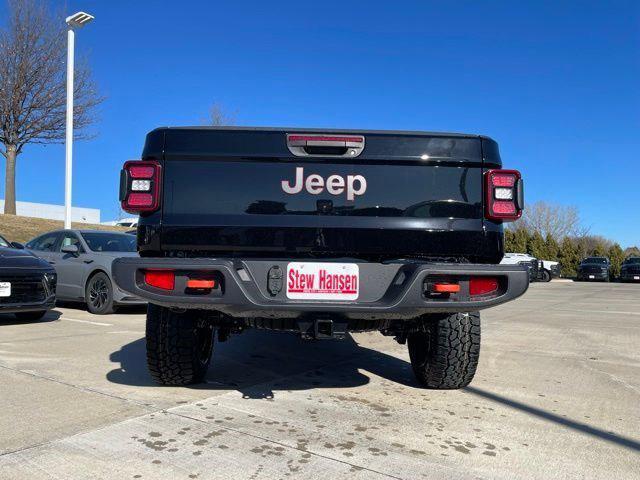 2026 Jeep Gladiator Sport