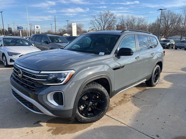 2026 Volkswagen Atlas Peak Edition