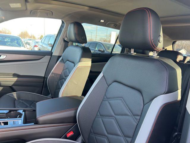 2026 Volkswagen Atlas Peak Edition