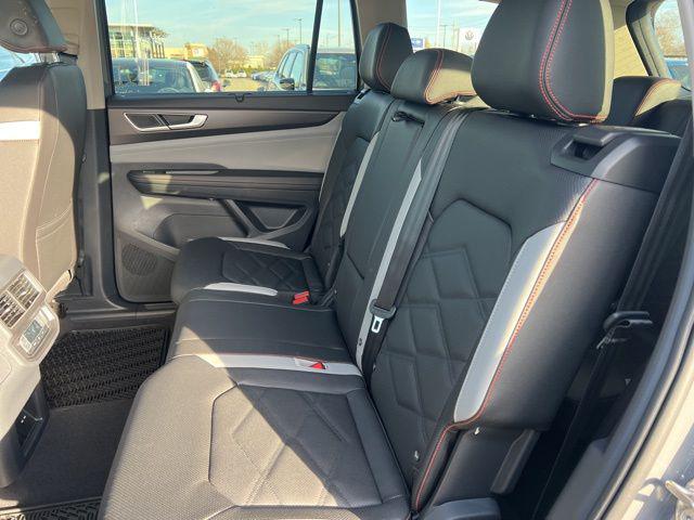 2026 Volkswagen Atlas Peak Edition