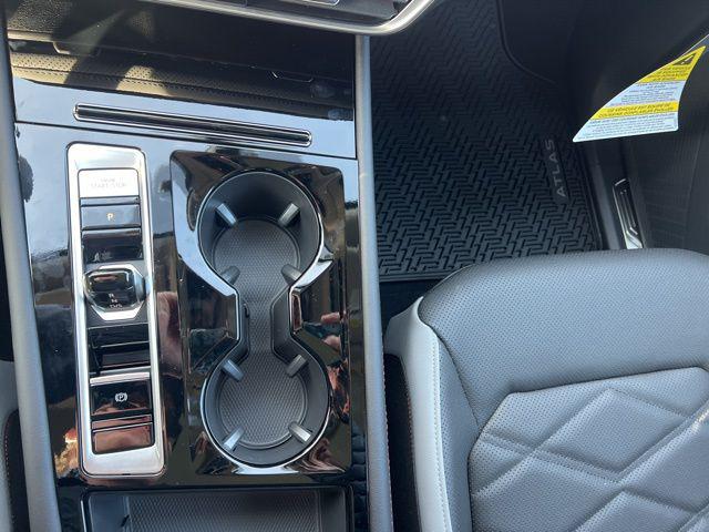2026 Volkswagen Atlas Peak Edition
