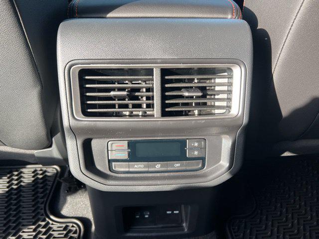 2026 Volkswagen Atlas Peak Edition