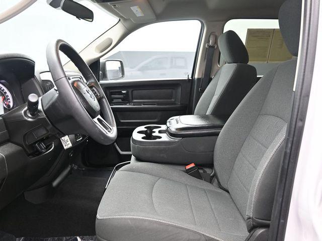 2024 Ram 1500 Classic Tradesman Crew Cab 4x4 6'4" Box