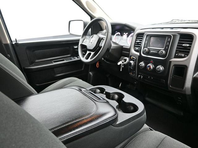 2024 Ram 1500 Classic Tradesman Crew Cab 4x4 6'4" Box