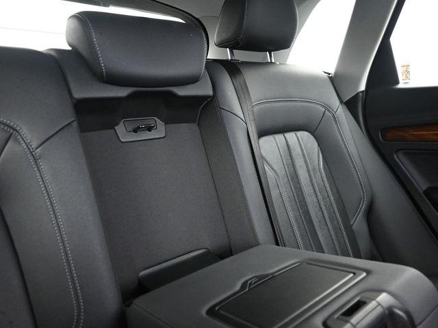 2022 Audi Q5 Premium 45 TFSI S line quattro S tronic