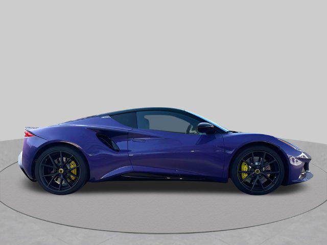 2026 Lotus Emira - Photo 6