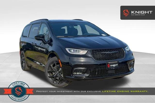 2026 Chrysler Pacifica Select AWD for sale in Elk Grove, CA