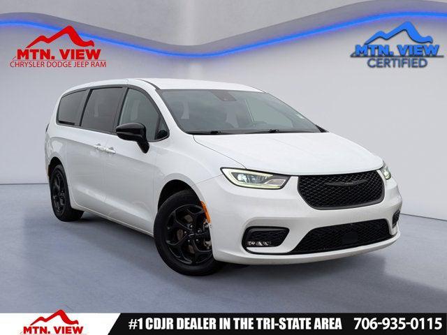 2024 Chrysler Pacifica Hybrid S Appearance Pkg