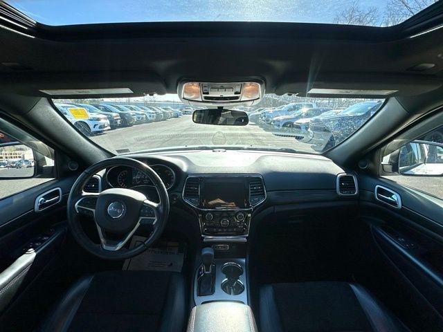 2021 Jeep Grand Cherokee Laredo X 4x4