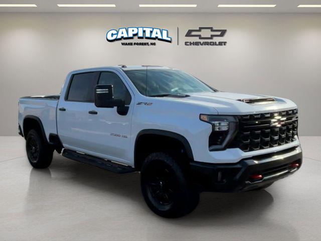 2025 Chevrolet Silverado 2500HD 4WD Crew Cab Standard Bed ZR2
