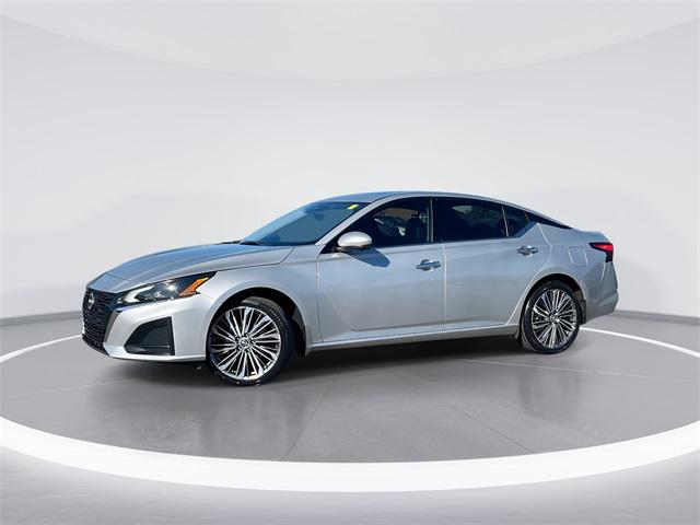 2023 Nissan Altima SL Intelligent AWD 2023 Nissan Altima SL Intelligent AWD