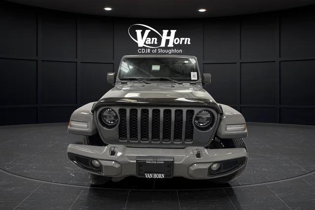 2022 Jeep Gladiator Sport