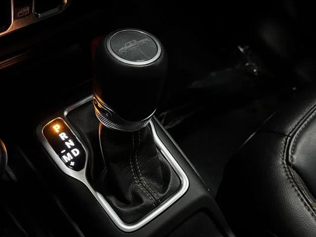 2022 Jeep Gladiator Sport