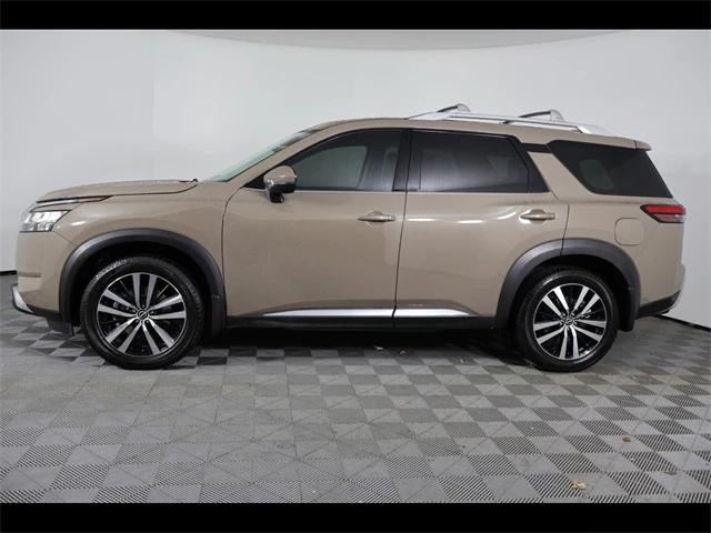 2023 Nissan Pathfinder Platinum FWD