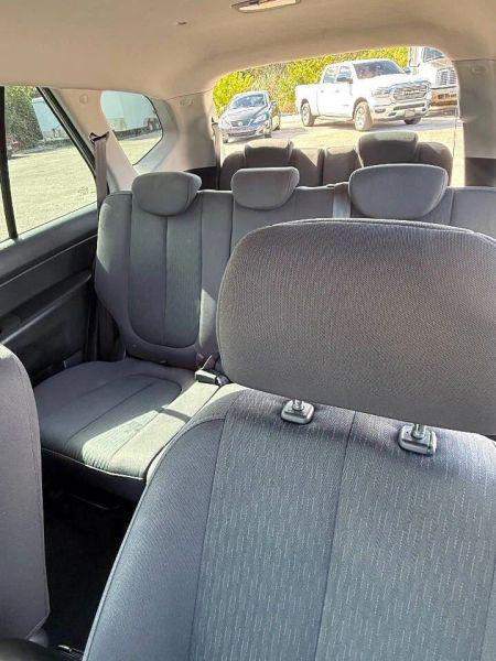 2009 Kia Rondo LX
