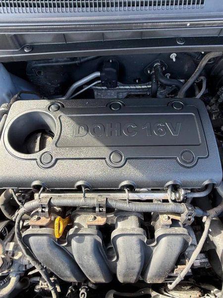 2009 Kia Rondo LX