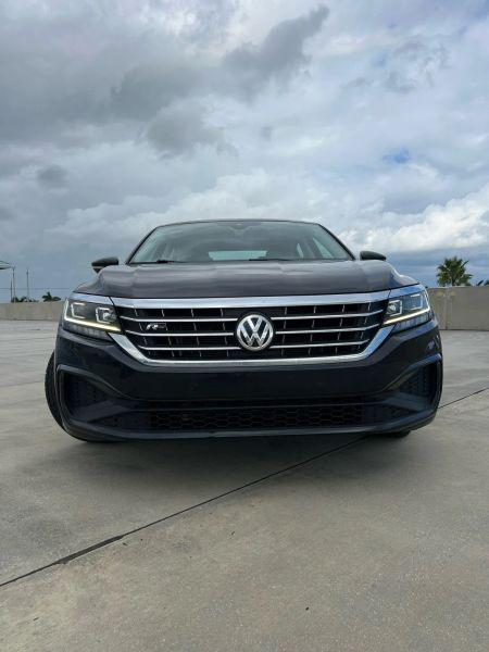2020 Volkswagen Passat 2.0T R-Line