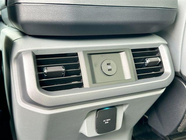 2025 Ford F-150 Flash