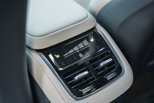 2026 Volvo XC90 Plus, B6 AWD Gas (mild hybrid), Gasoline, Bright, 7 Seats