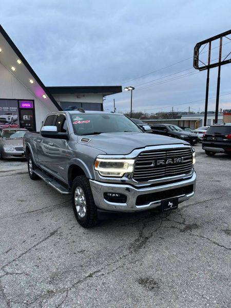2022 Ram 2500 Laramie Crew Cab 4x4 6'4" Box