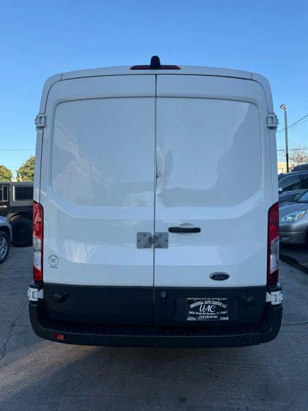 2017 Ford Transit w/Sliding Side Door