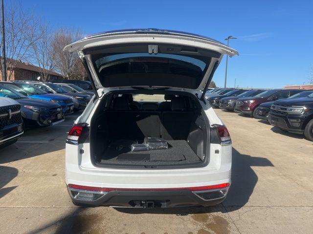 2026 Volkswagen Atlas Cross Sport SEL