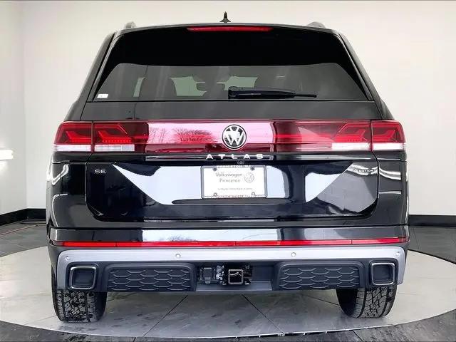 2026 Volkswagen Atlas Peak Edition
