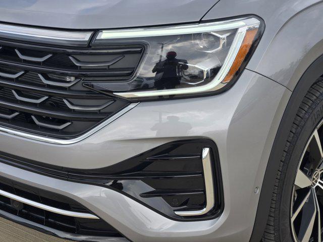 2026 Volkswagen Atlas Cross Sport SEL Premium R-Line