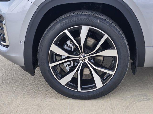 2026 Volkswagen Atlas Cross Sport SEL Premium R-Line