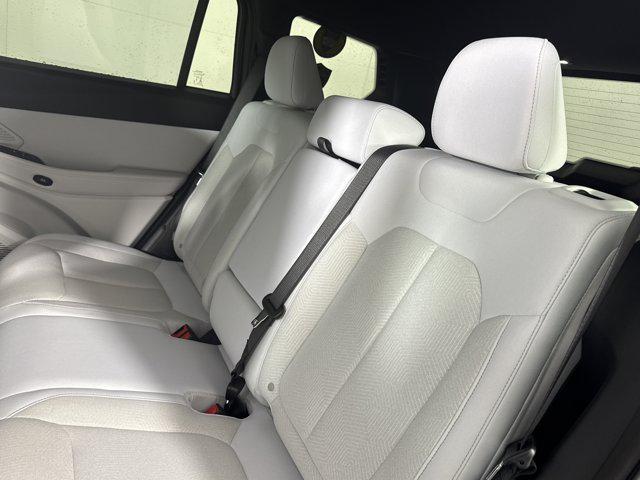 2026 Jeep Cherokee Laredo 4x4