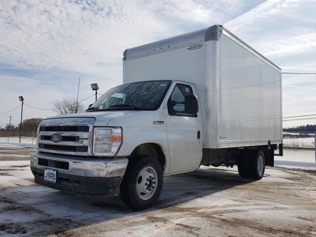 2026 Ford E-350 Cutaway BASE