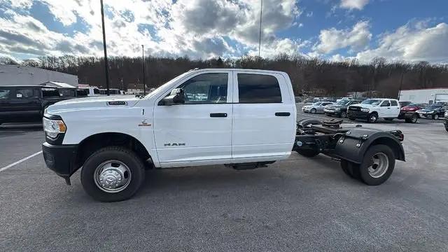 2022 Ram 3500 Tradesman/SLT/Laramie/Limited