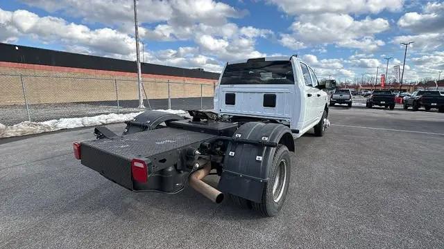 2022 Ram 3500 Tradesman/SLT/Laramie/Limited