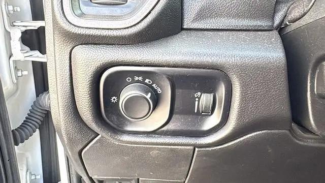 2022 Ram 3500 Tradesman/SLT/Laramie/Limited