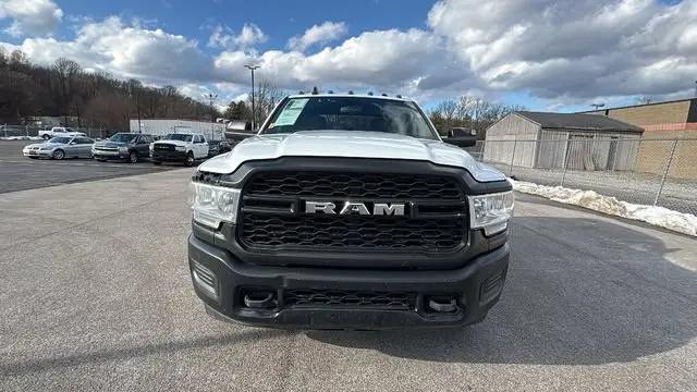 2022 Ram 3500 Tradesman/SLT/Laramie/Limited