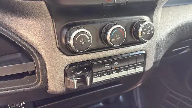 2022 Ram 3500 Tradesman/SLT/Laramie/Limited