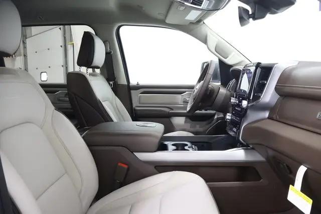 2026 Ram 1500 Laramie Crew Cab 4x4 5'7" Box
