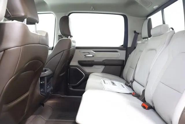 2026 Ram 1500 Laramie Crew Cab 4x4 5'7" Box