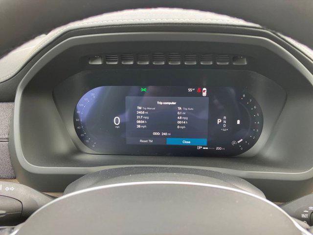 2026 Volvo XC90 Plus, B5 AWD Gas (mild hybrid), Gasoline, Bright, 7 Seats