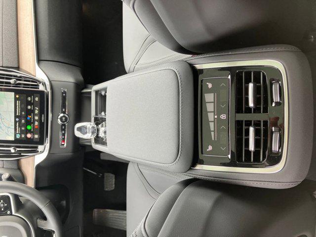 2026 Volvo XC90 Plus, B5 AWD Gas (mild hybrid), Gasoline, Bright, 7 Seats