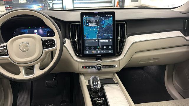 2026 Volvo XC60 B5 Ultra