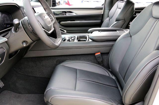 2026 Jeep Grand Wagoneer 4x4