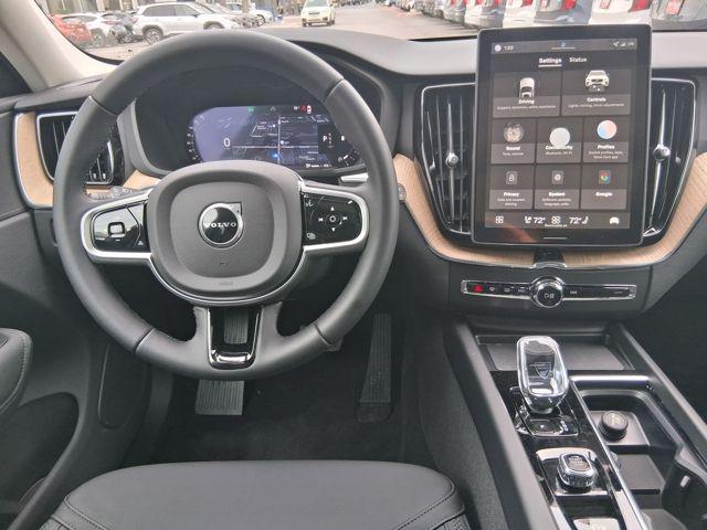 2026 Volvo XC60 B5 Core