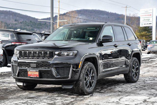 2026 Jeep Grand Cherokee Altitude 4x4