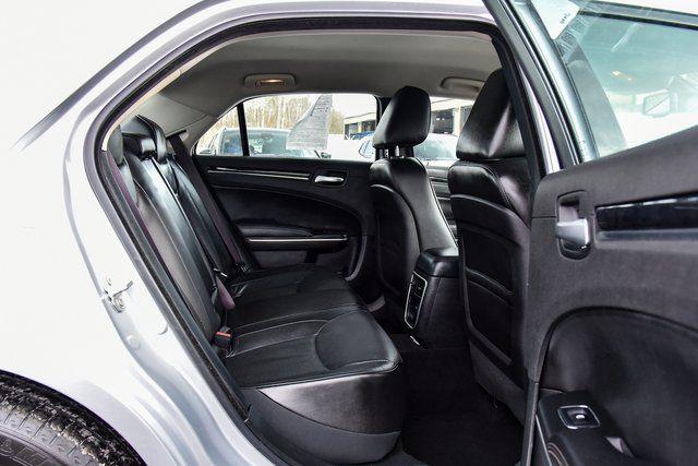 2023 Chrysler 300 Touring L AWD