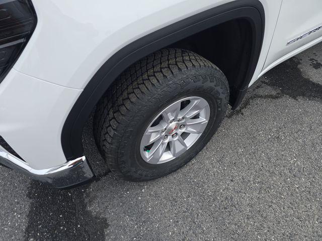 2026 GMC Sierra 1500 Crew Cab, Short Bed, Pro, 4WD