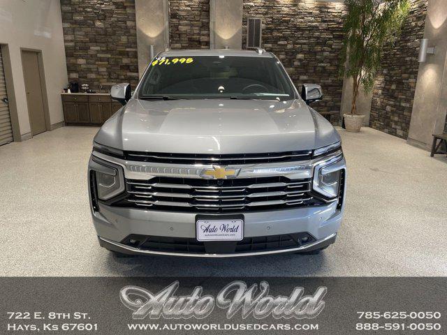 2025 Chevrolet Suburban 4WD Premier