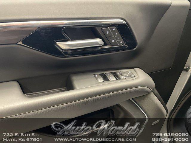2025 Chevrolet Suburban 4WD Premier