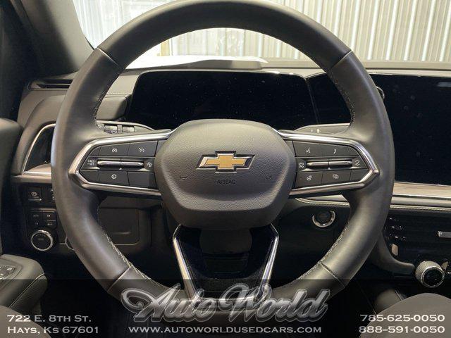 2025 Chevrolet Suburban 4WD Premier